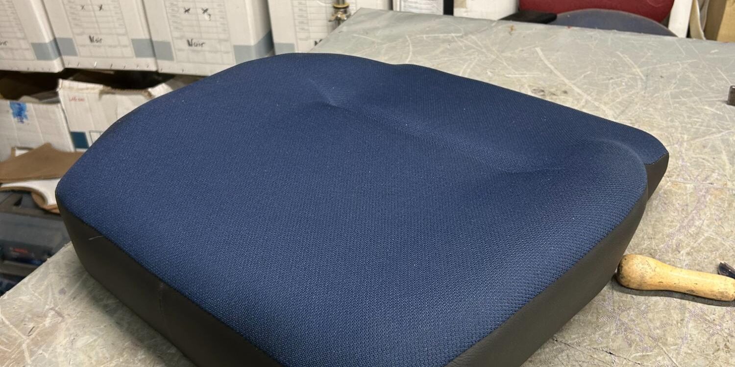 Quelles solutions pour &eacute;liminer les taches tenaces sur les si&egrave;ges en tissu de voiture ? Guebwiller