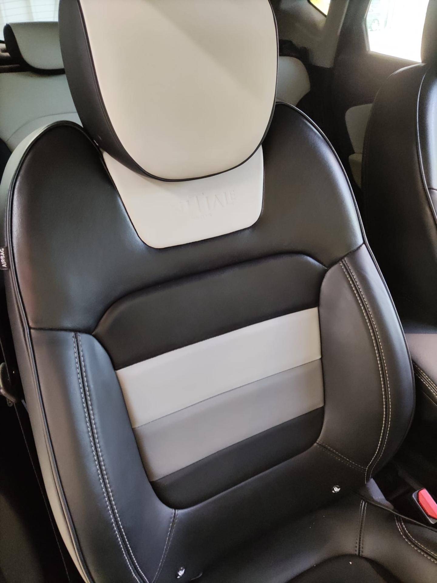 DEBOSSELAGE ALSACE 11 1 | Alsace Débosselage Quel matériau choisir pour la sellerie de votre véhicule : cuir, alcantara ou sky ? Guebwiller 0