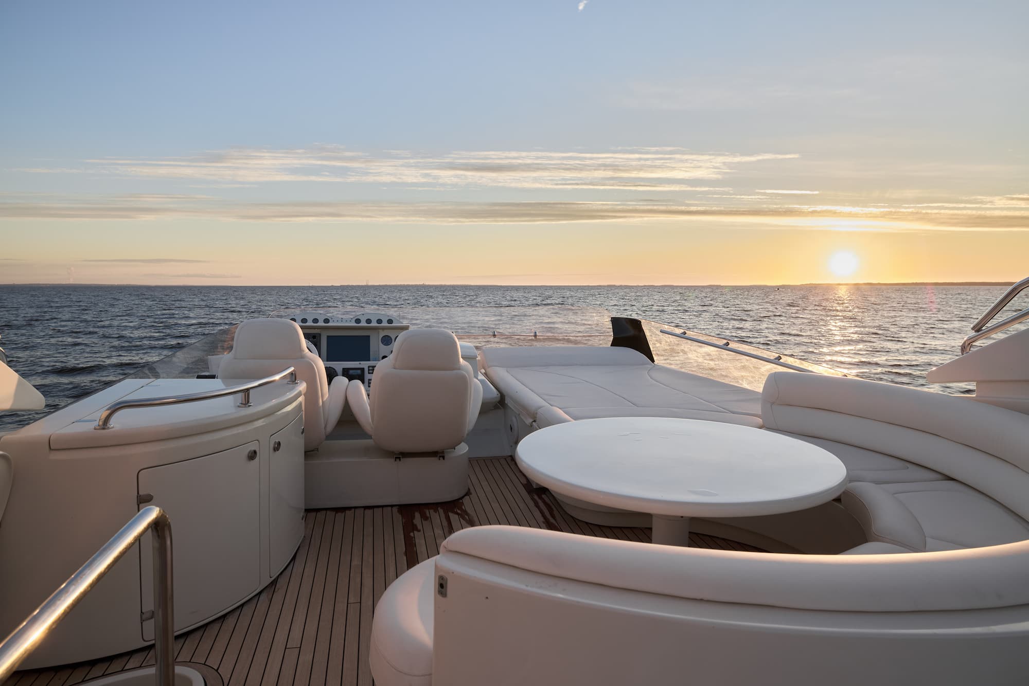 Sellerie bateau : comment bien prot&eacute;ger vos assises contre le sel et les UV ? Pfastatt 0