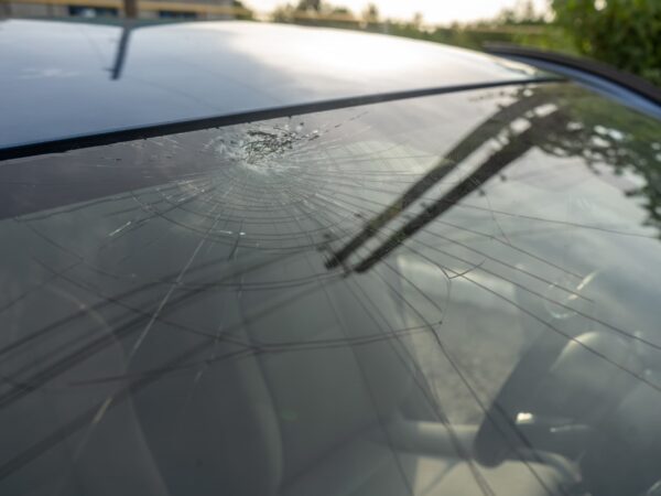 R&eacute;paration d&rsquo;impacts de pare-brise &agrave; Illzach &agrave; c&ocirc;t&eacute; de Mulhouse Wittelsheim 0